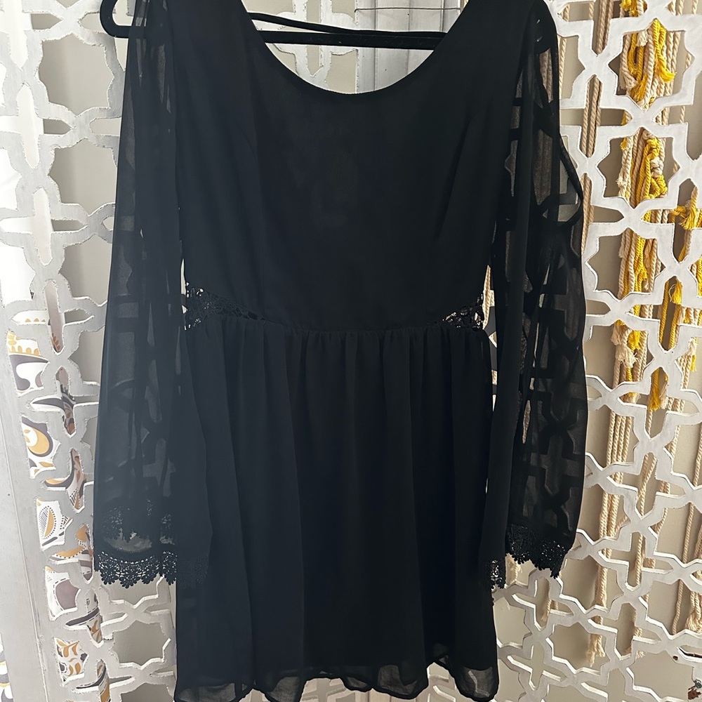Elegant Black Lace Dress